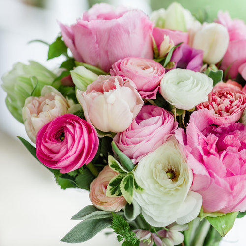 Pretty in pink - pink flowers - Bridal Shower Inspiration